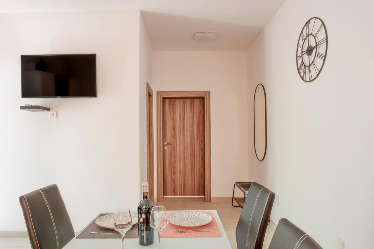 Apartmani Vudrag Трогир Экстерьер фото